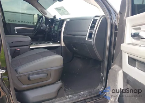 2015 Ram 2500 Lone Star z USA, uszkodzony, nr VIN 3C6UR5ML6FG662072